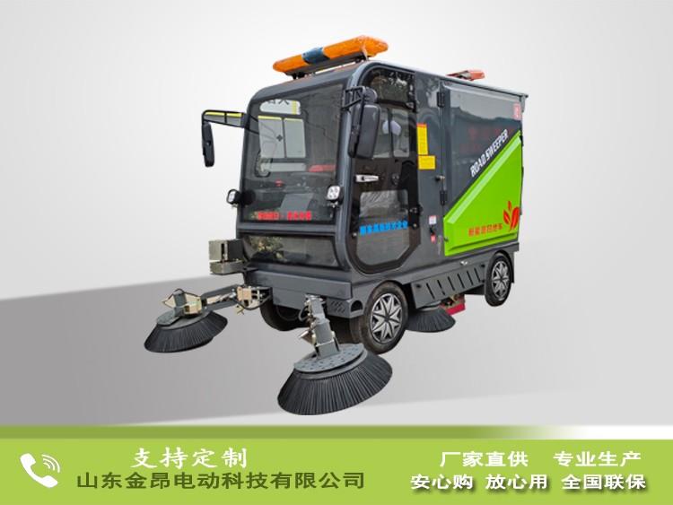 电动四轮扫地车